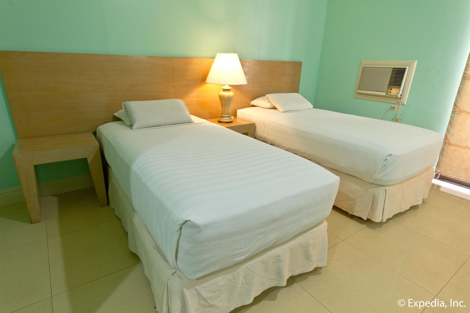 Crown Regency Residences Cebu - Quarantine Hotel Екстериор снимка