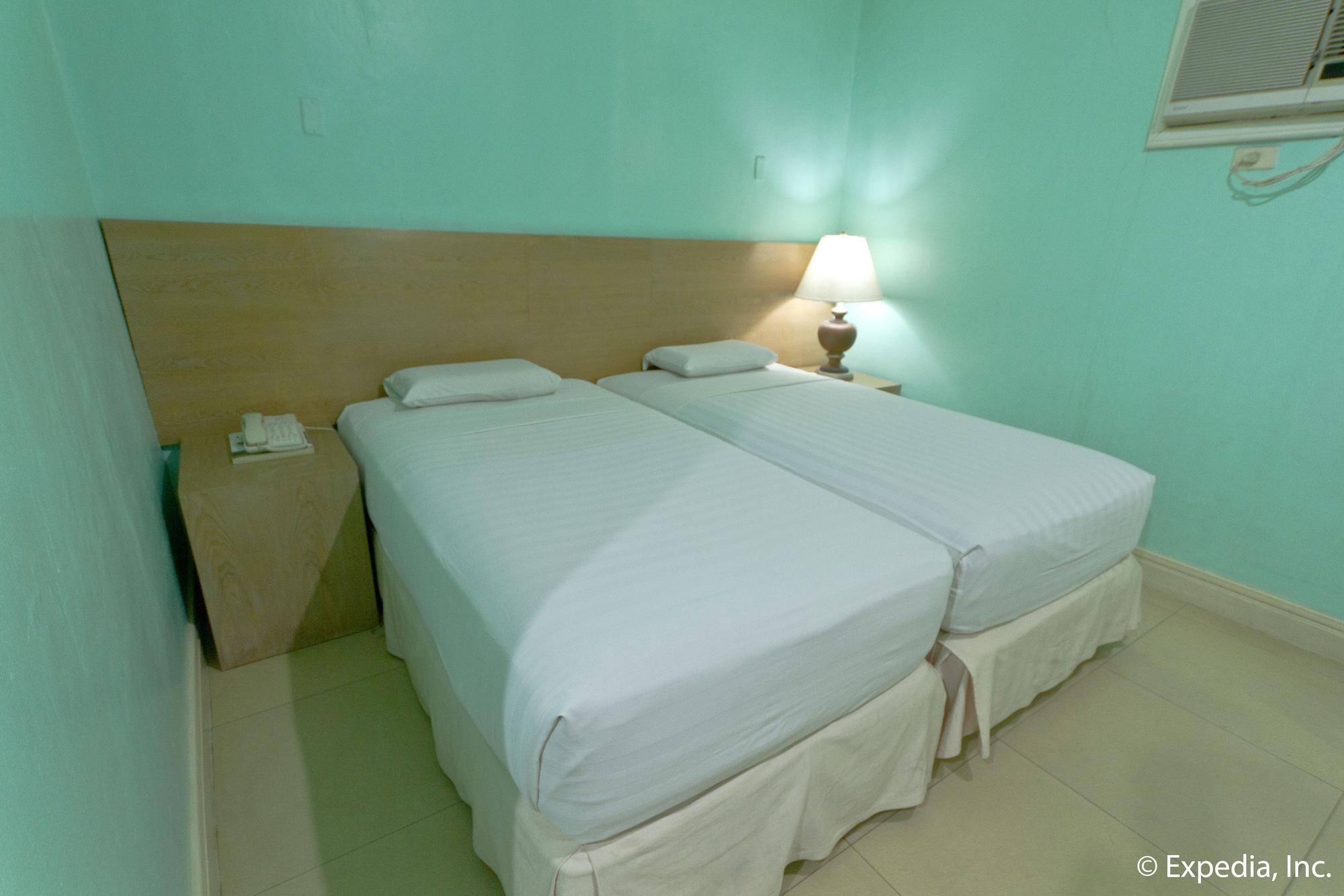 Crown Regency Residences Cebu - Quarantine Hotel Екстериор снимка
